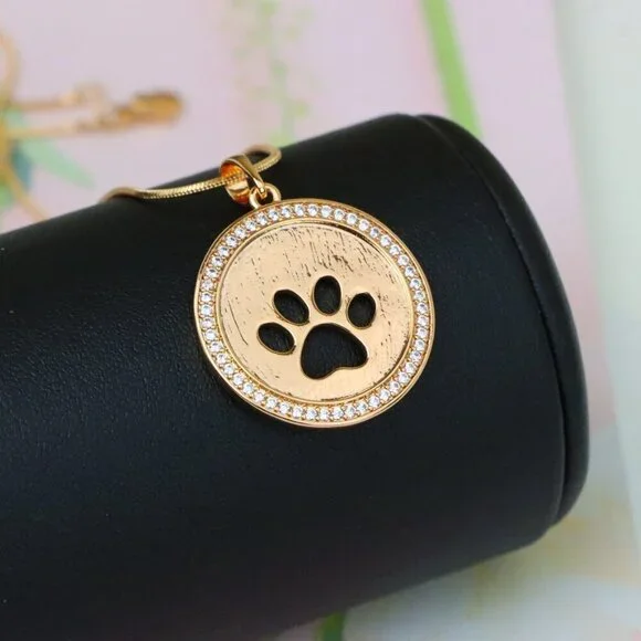 "Rose Gold Circle Pendant with Paw Print Cutout and Stone Border, XPPT1242 - Picture 7 of 11